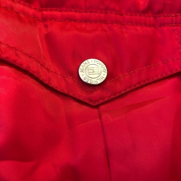 VINTAGE Y2K Tommy Hilfiger Bright Shiny Cherry Red Puffer Zip Pocket Fall Vest - Picture 7 of 15